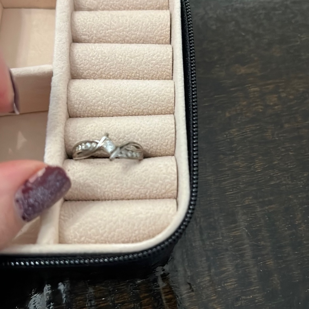 Princess cut promise ring